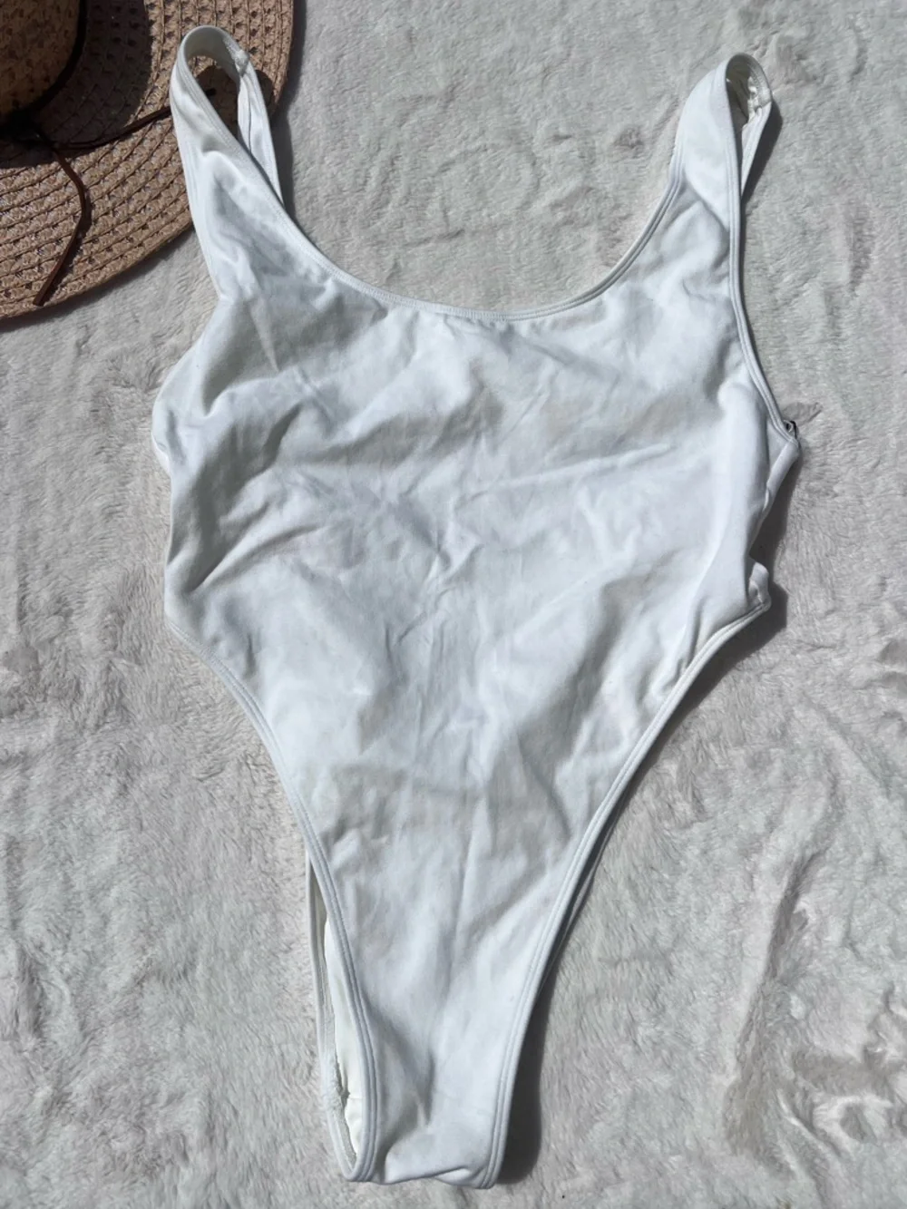 Frankie’s Bikinis × Pamela Anderson White Pamela Cheeky One Piece Swimsuit XL
